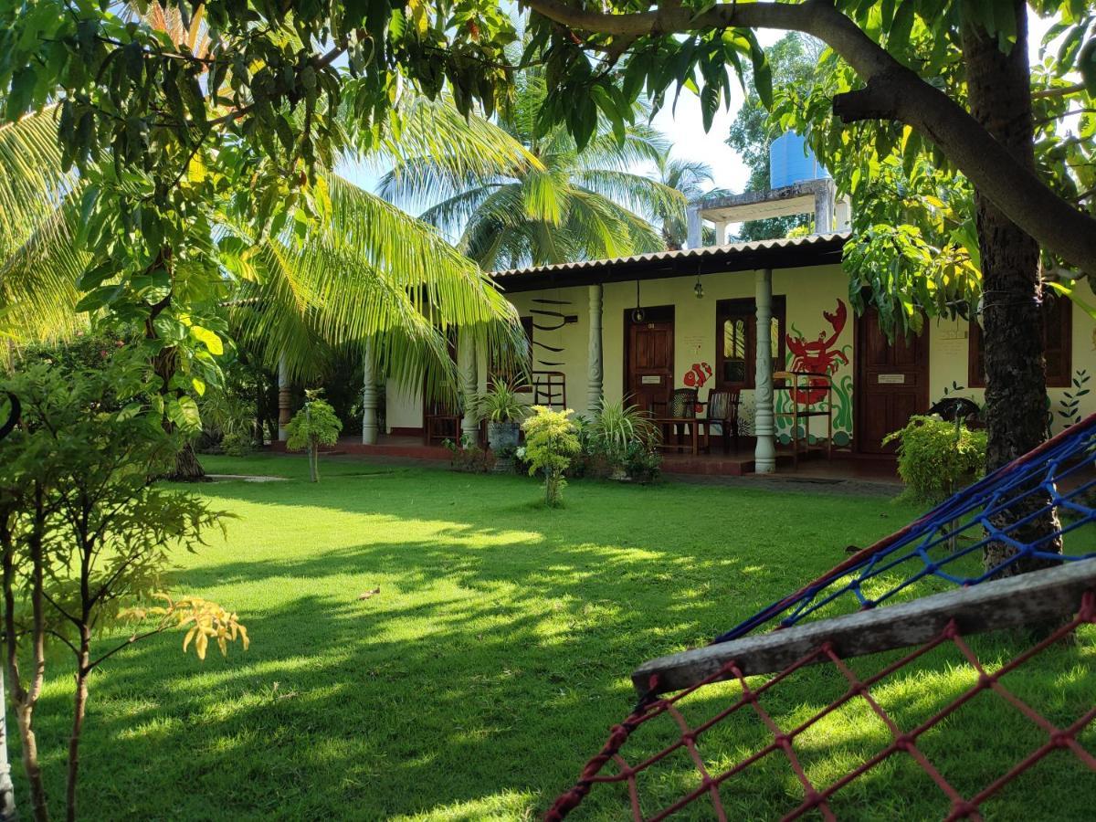 Lobster Inn Trincomalee Luaran gambar