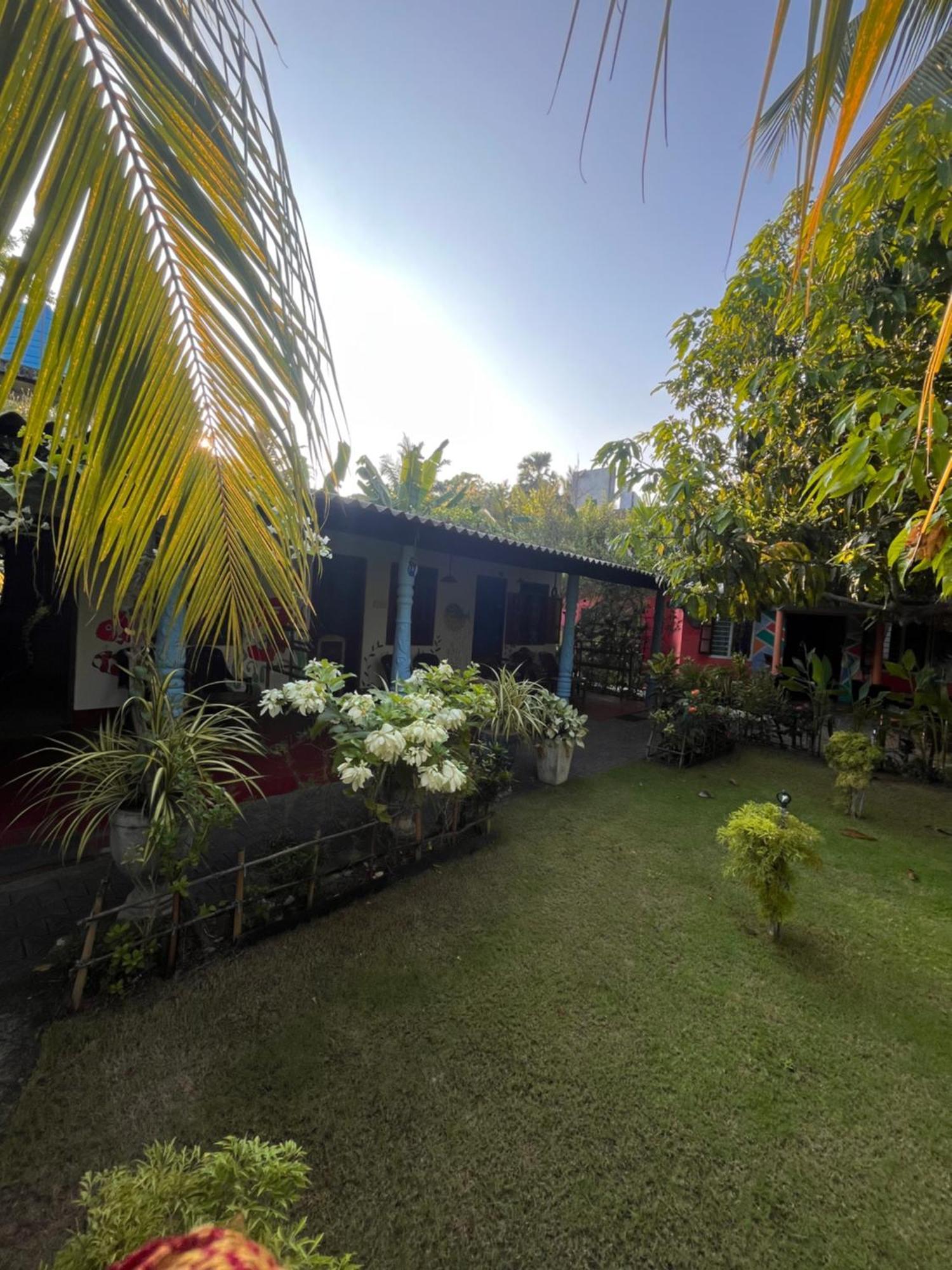 Lobster Inn Trincomalee Luaran gambar