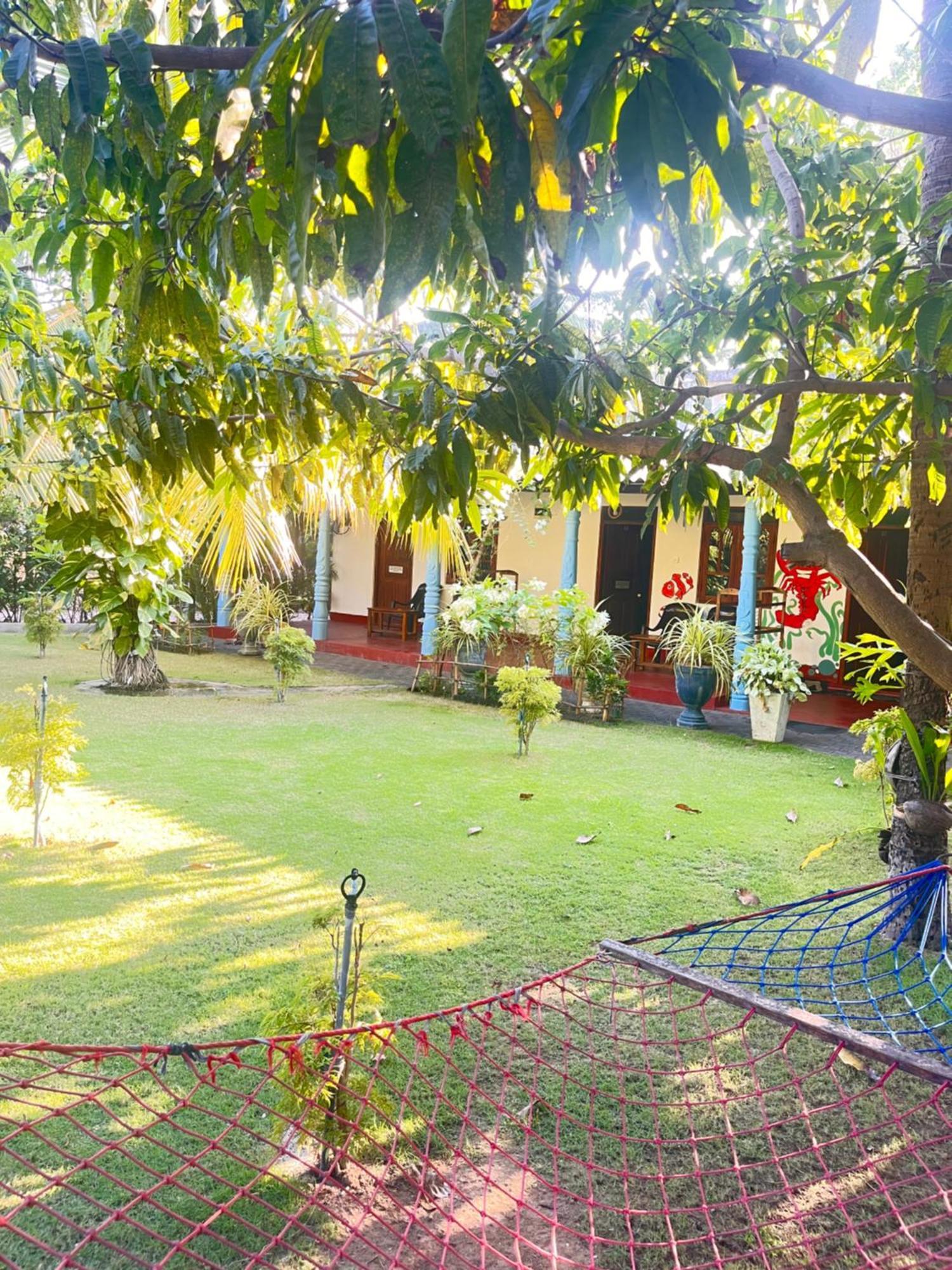 Lobster Inn Trincomalee Luaran gambar
