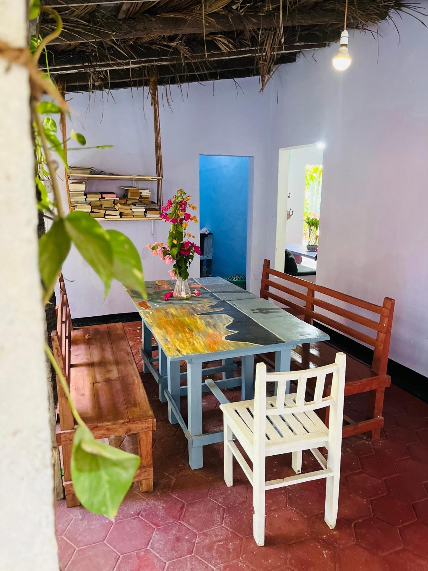 Lobster Inn Trincomalee Luaran gambar