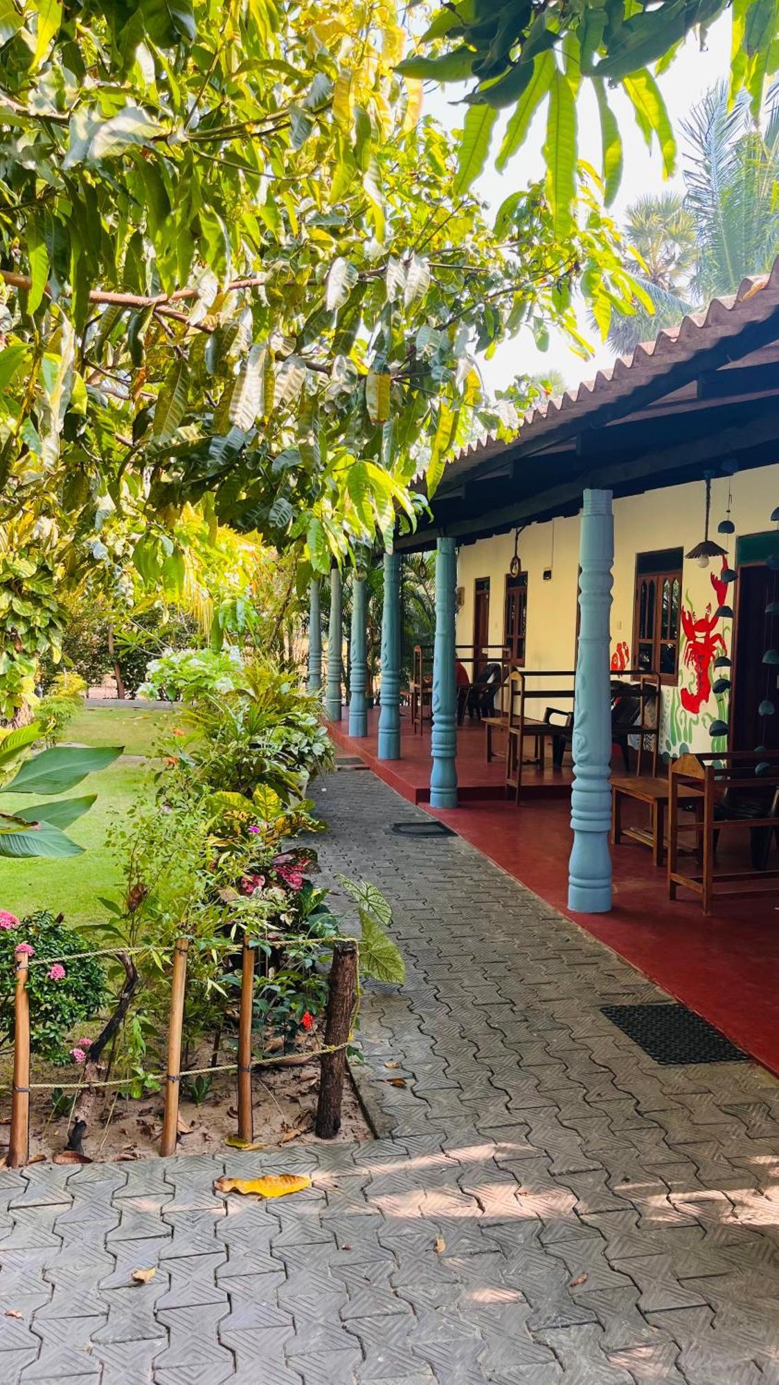 Lobster Inn Trincomalee Luaran gambar