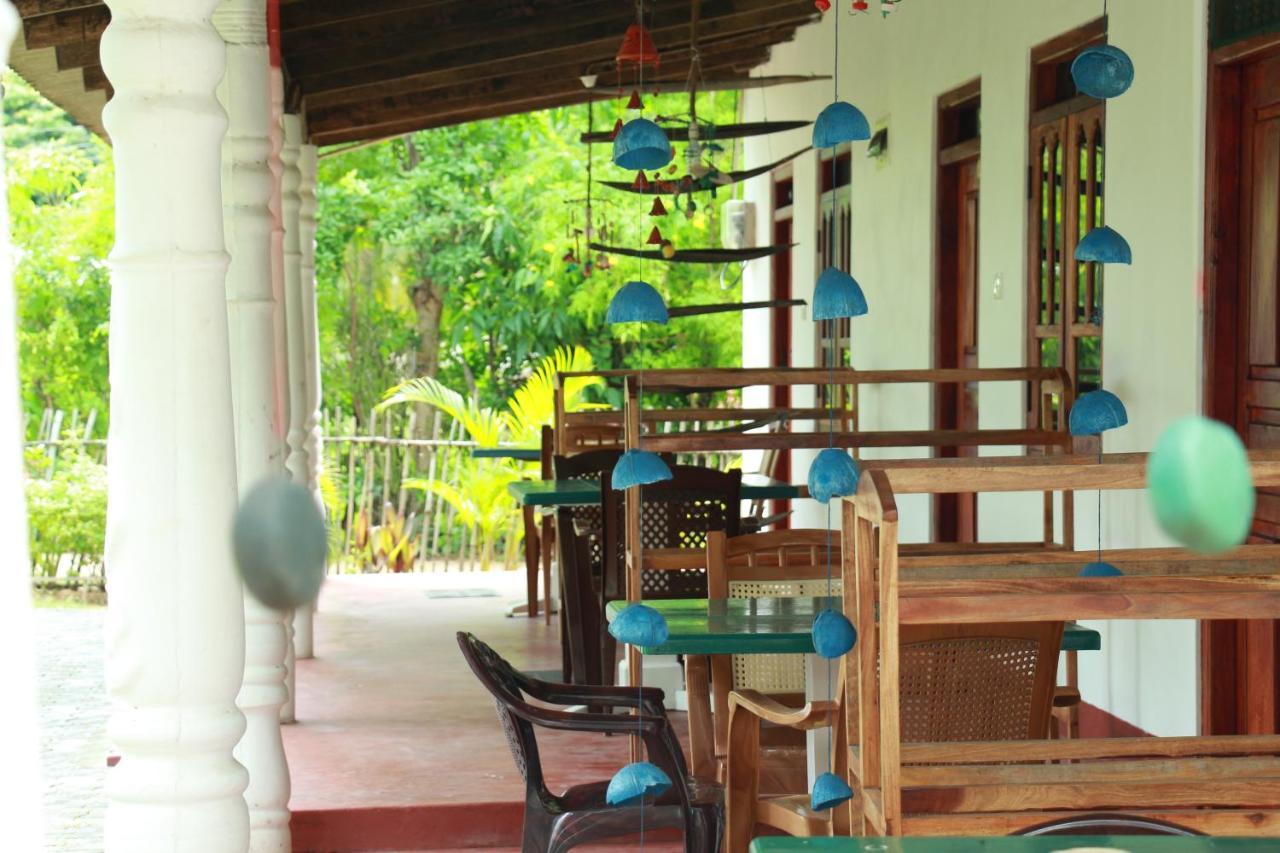 Lobster Inn Trincomalee Luaran gambar